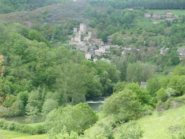 Gite Oustal Belcastel  Экстерьер фото